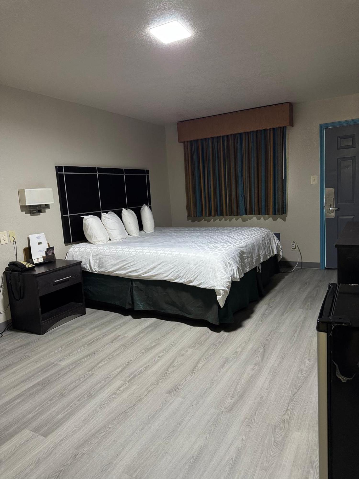 Executive Inn Crystal City エクステリア 写真